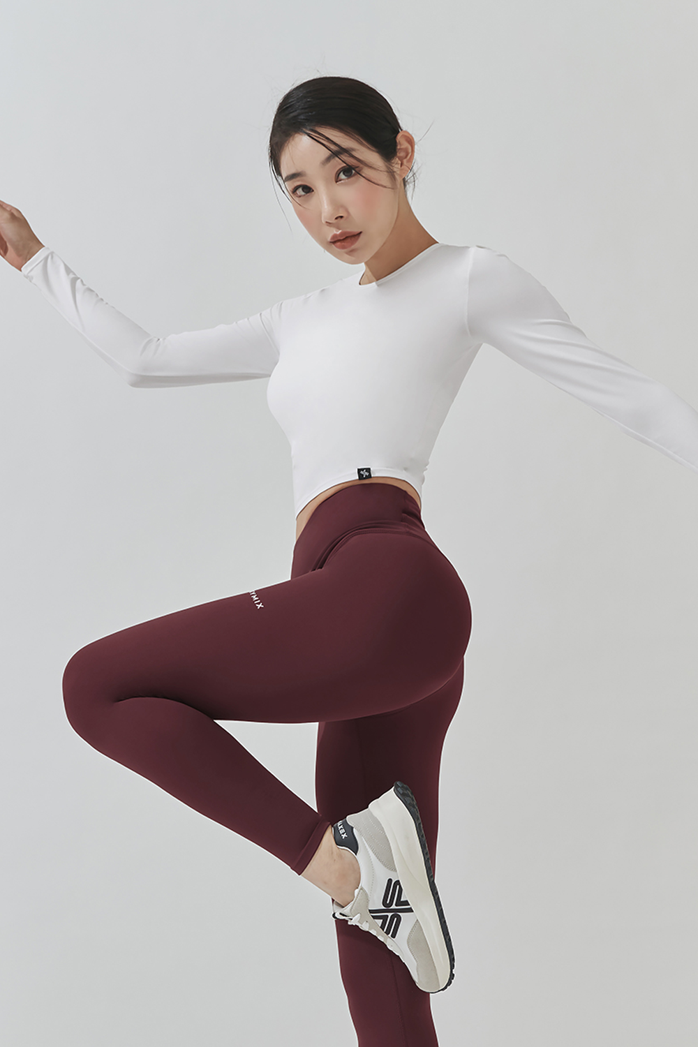 Feather Crop Top s dlouhými rukávy krémový